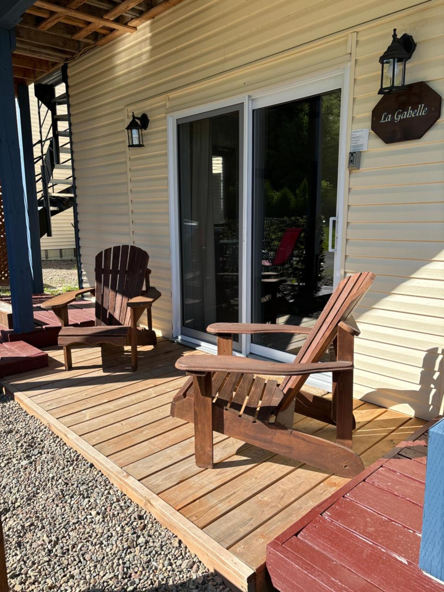 Domaine De La Baie, Les Suites Shawinigan Bagian luar foto